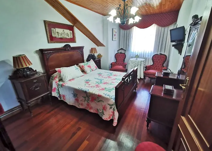 Casa De Cacheiro - *